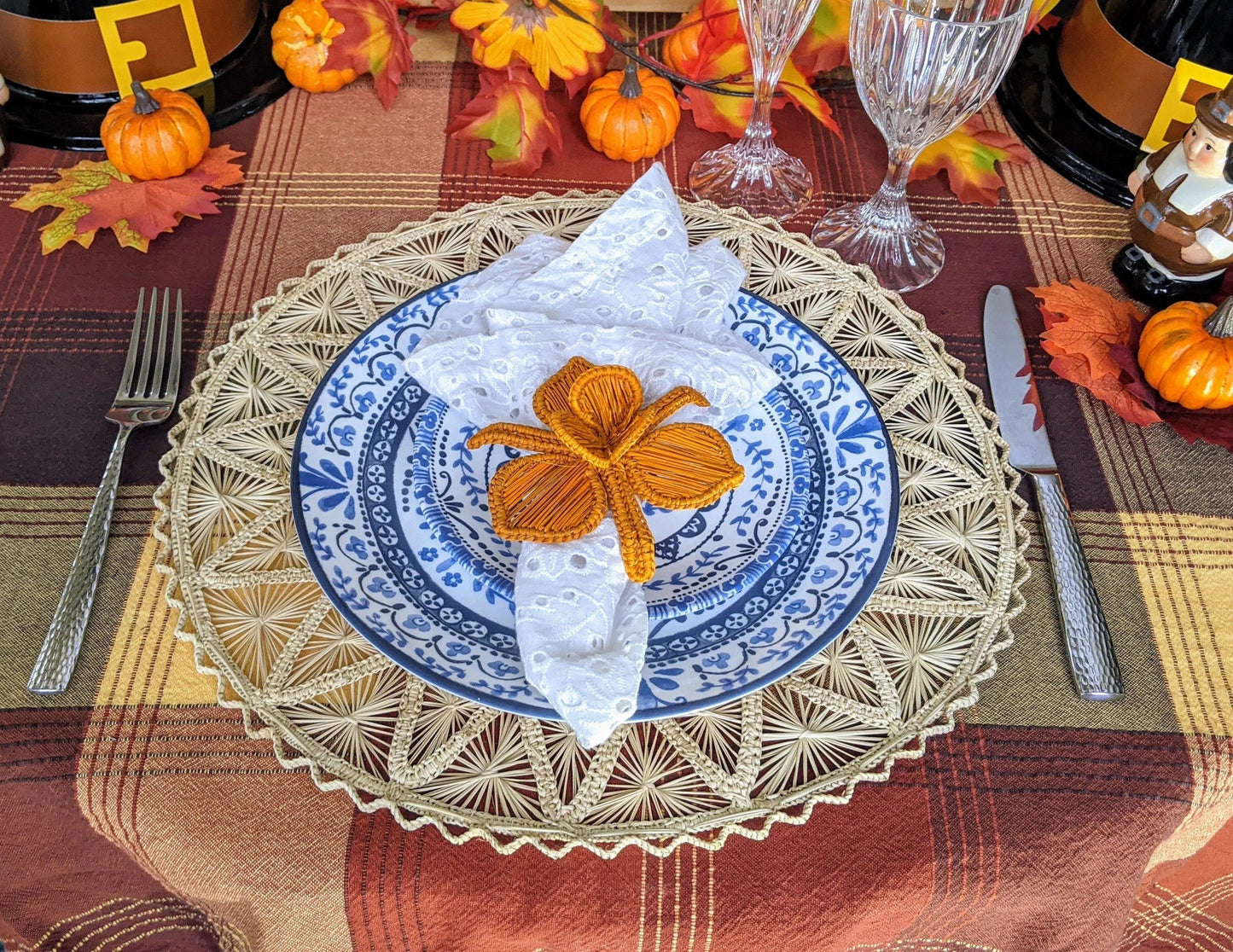 Pyramid Woven Placemat