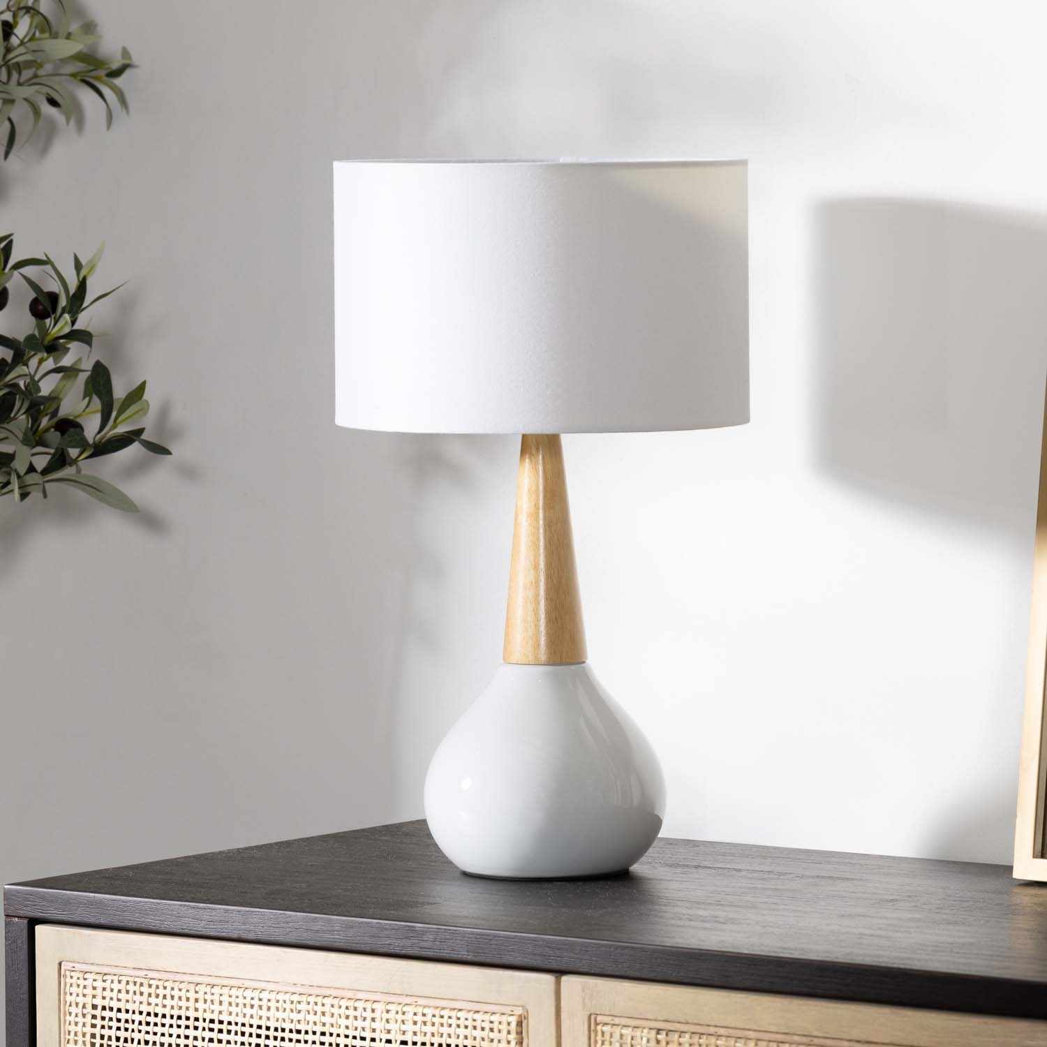 Baugo White Ceramic Table Lamp