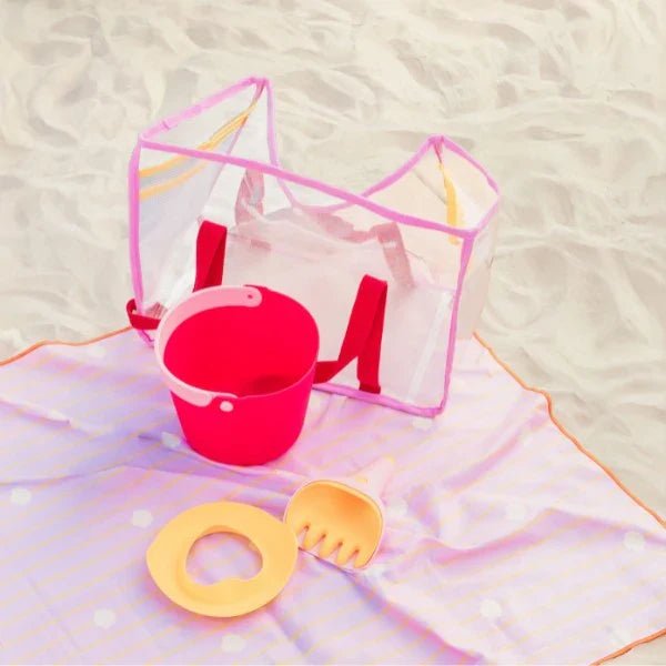 Quut Beach Set – Bucki, Raki & Magic Sand Shaper for Kids