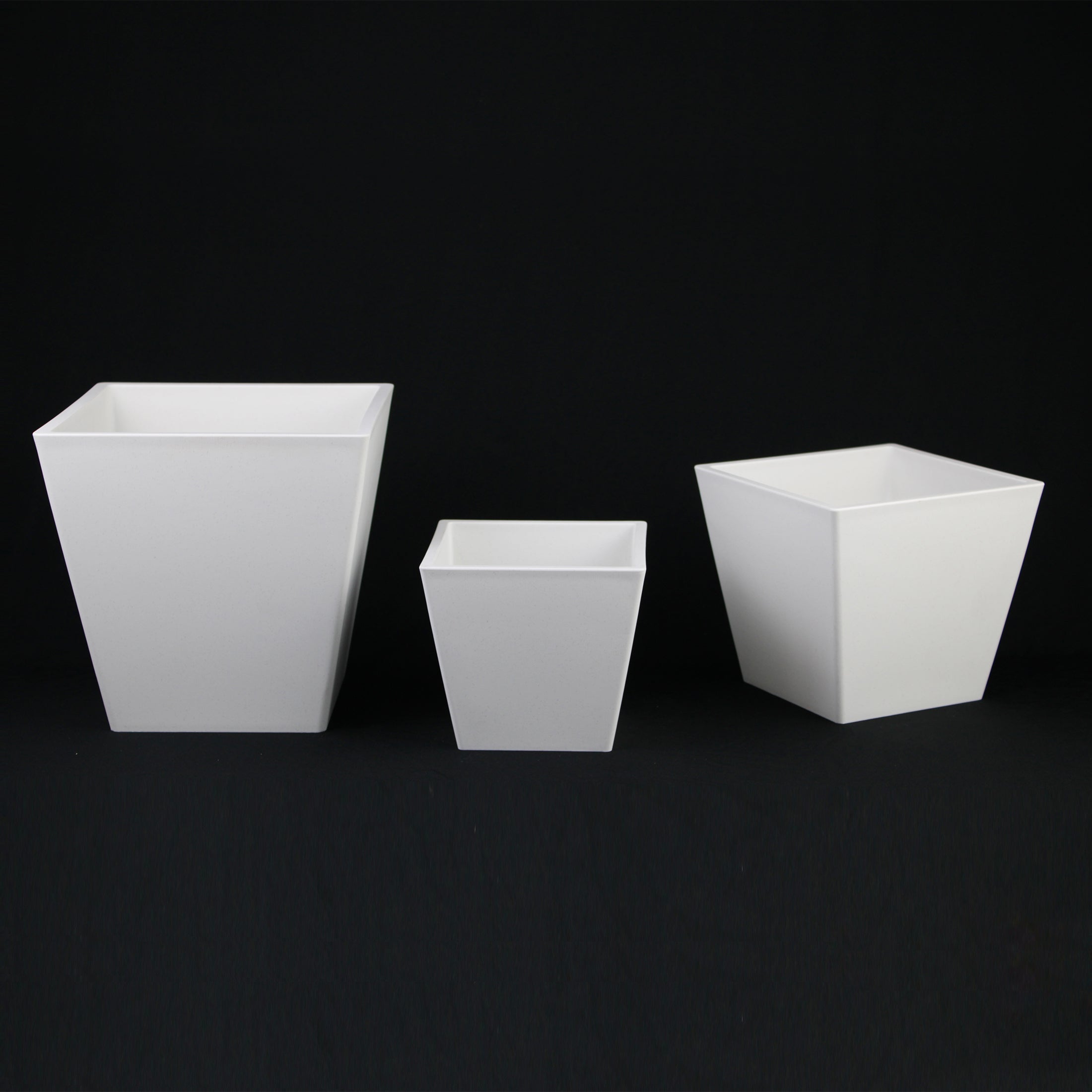 3-Piece White Plastic Square Planter Pot Set – Modern Tapered Design Secondary image