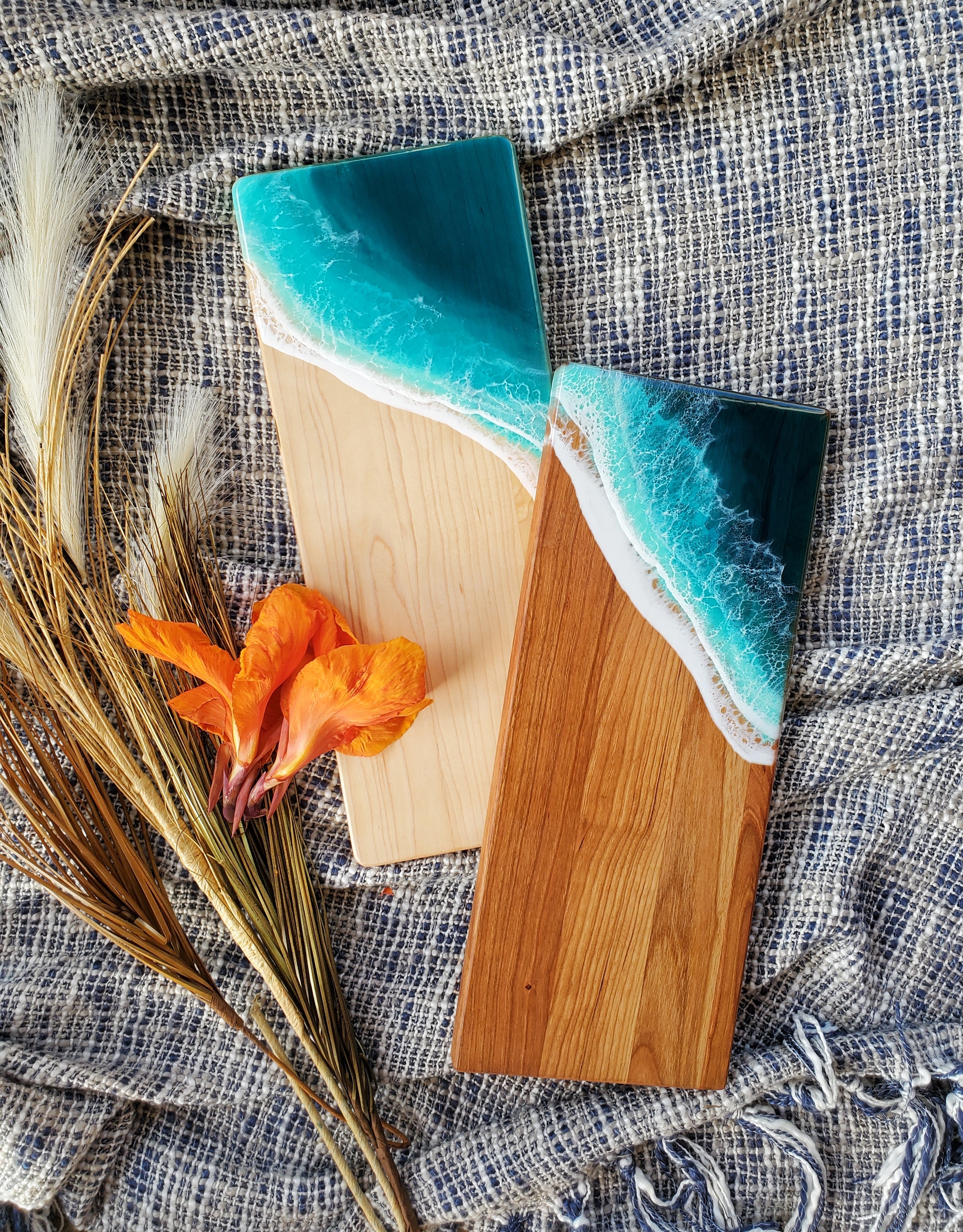 Timeless Tides Picnic Board Cherry Bali Breeze