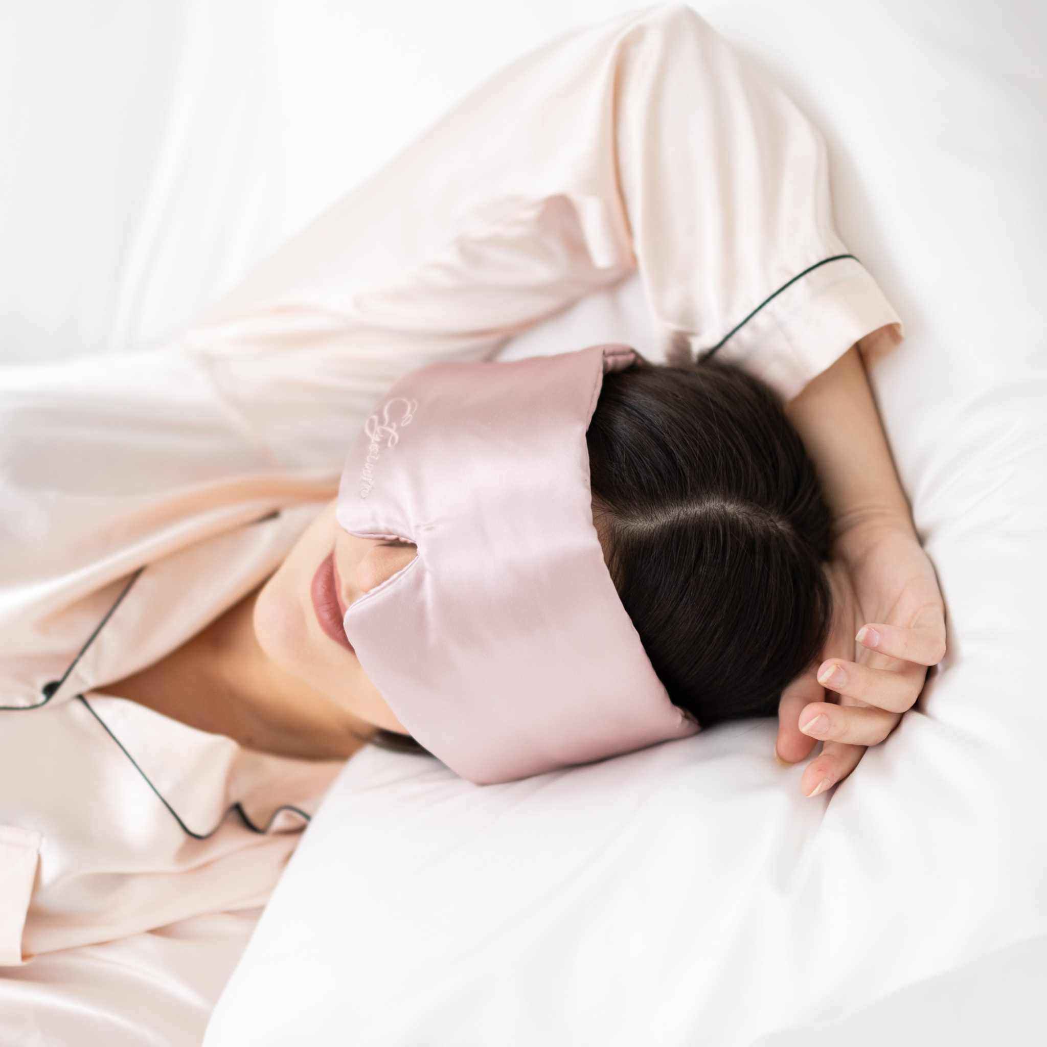 Silk Sleep Mask Pink Pearl Main image