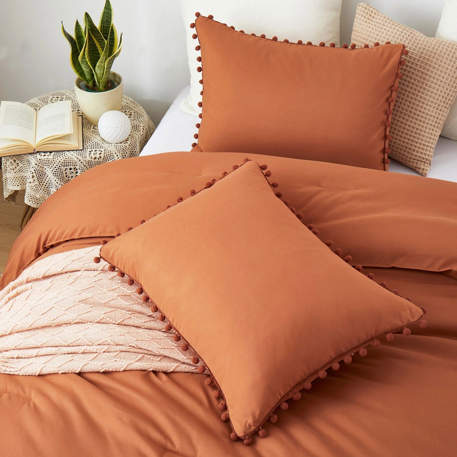 PomPura Boho Bedding Set Secondary image