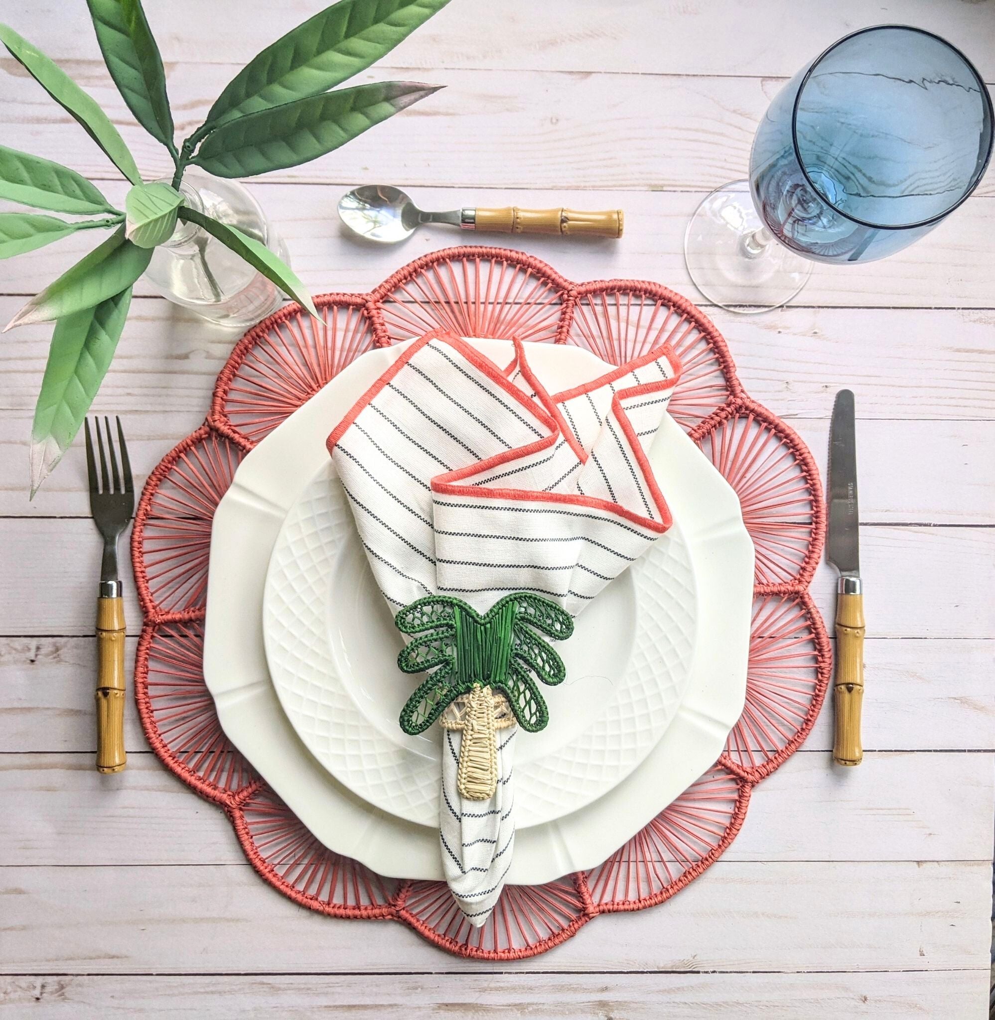 Petal Perfection Woven Placemat Solid Color (one color) Red