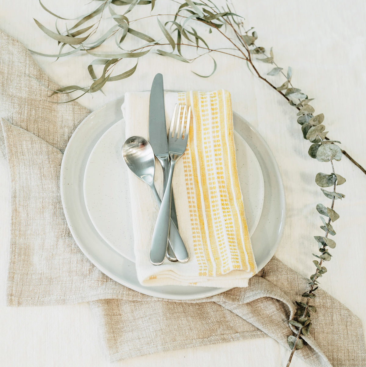 Aden Cotton Dinner Napkin Natural with Gold Set of 2