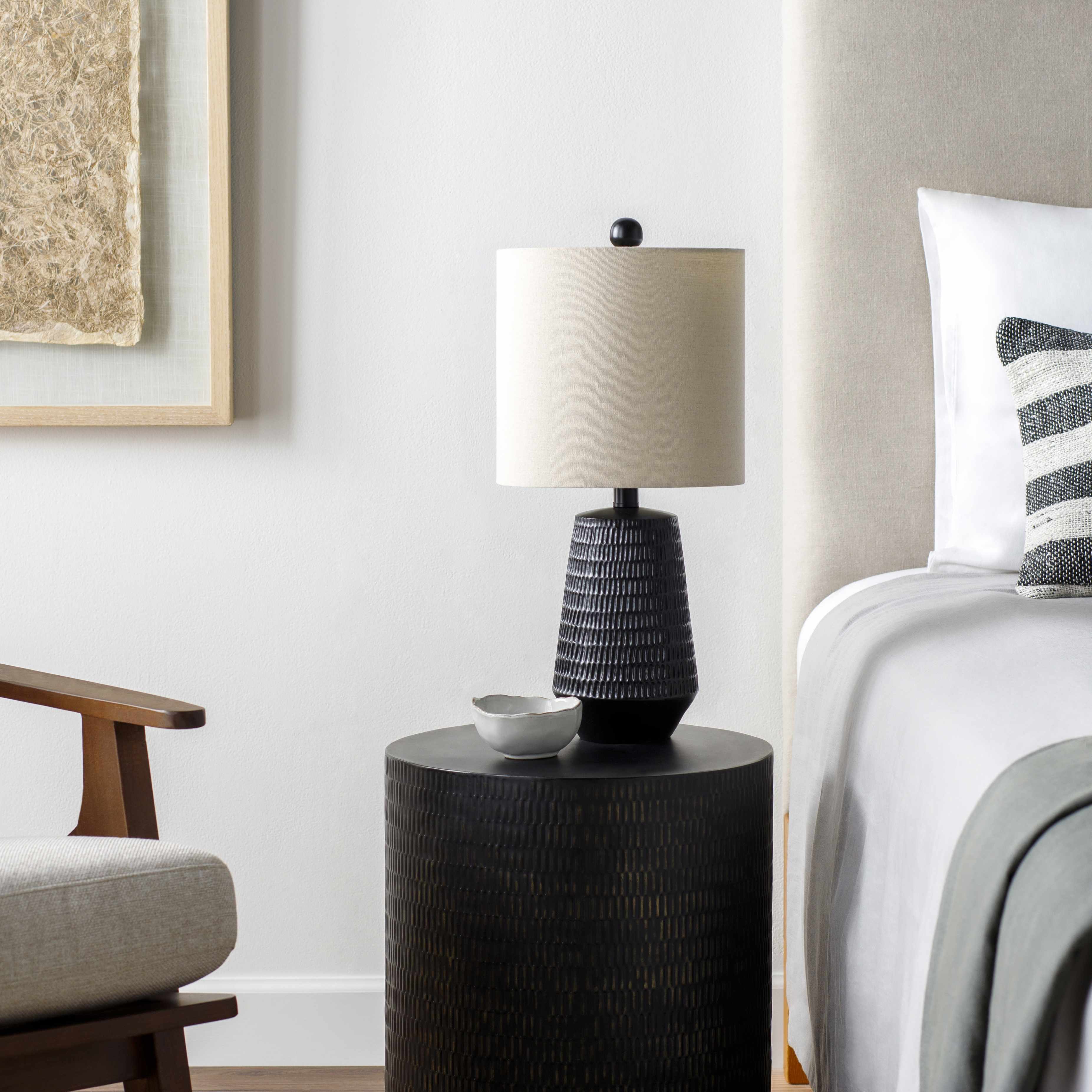 Black Berehomet Table Lamp