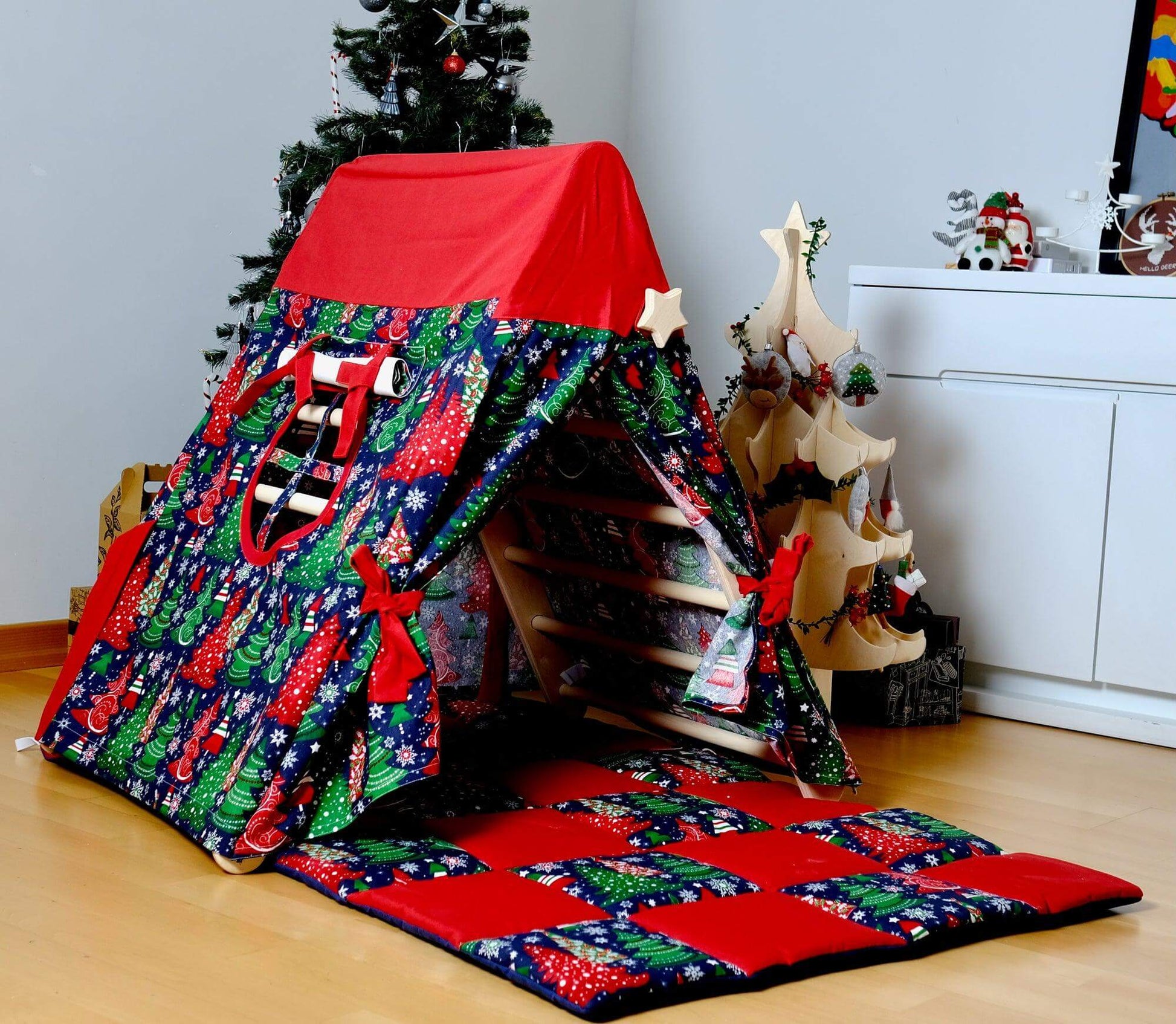 Climbing Triangle with Tent Cover, Mat, Ramp With Christmas Tent Cover and Play Mat (Red and Blue)