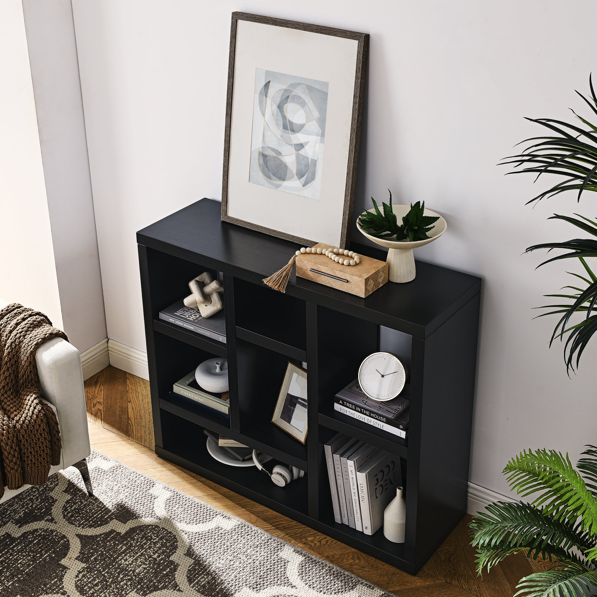 Freestanding 7 Cube Wooden Open Shelf Display