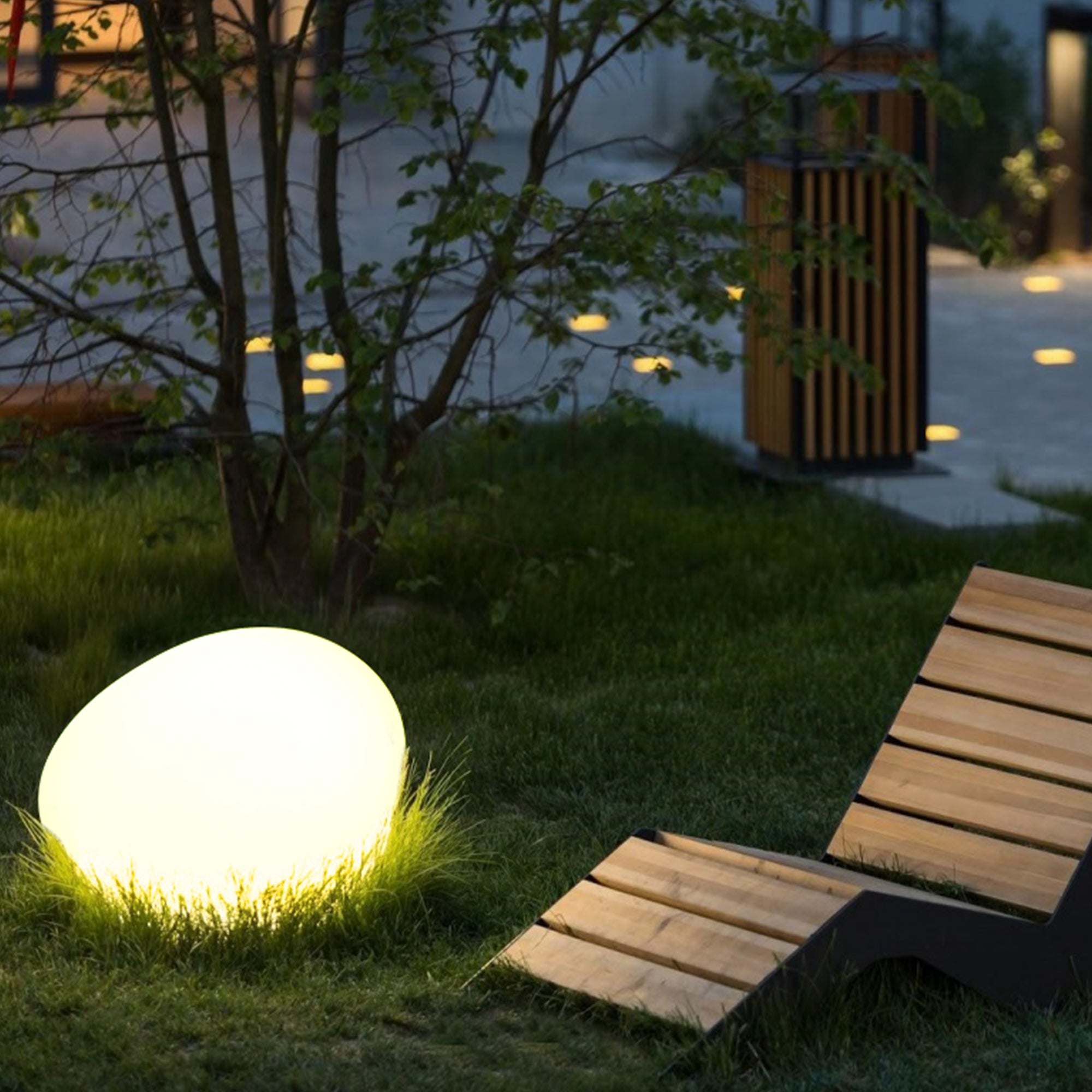 Multicolor Solar Cobblestone LED Light Main image