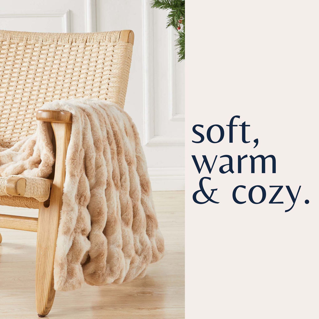 Ruched Faux Fur Throw Blanket – Alondra Collection