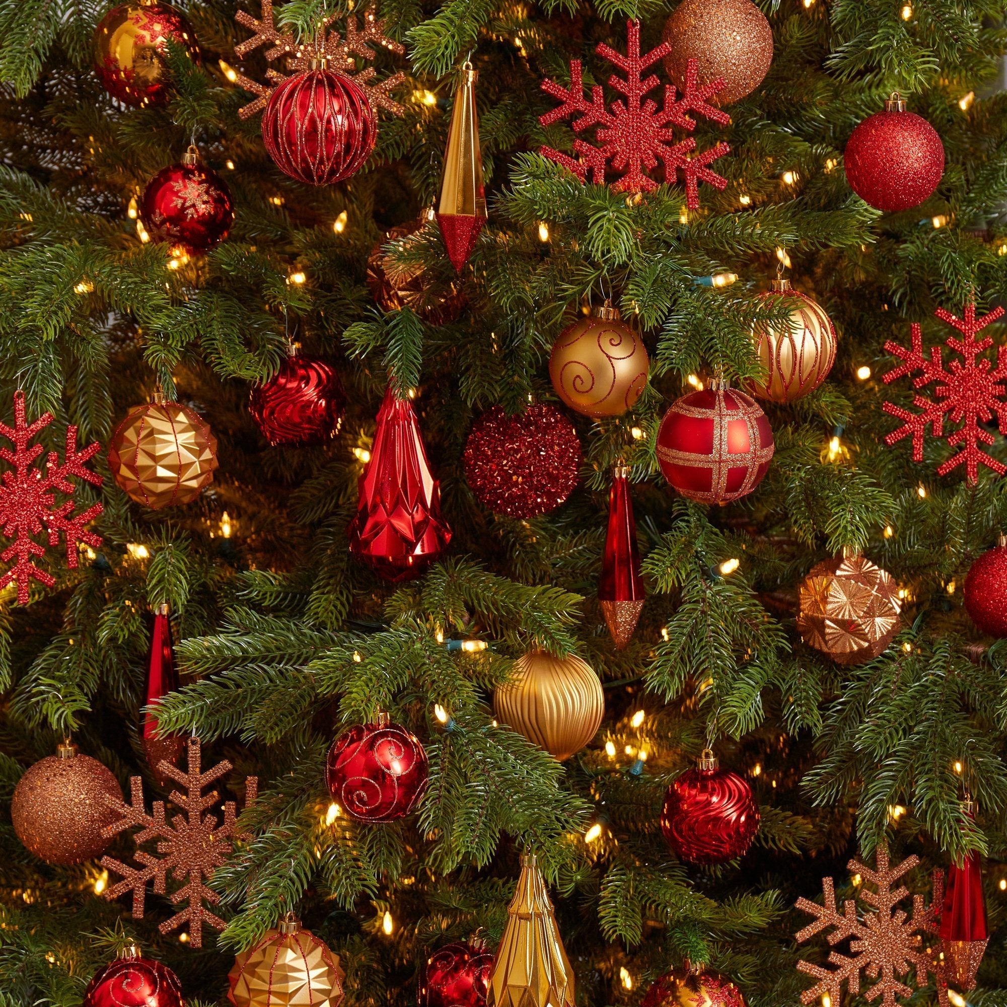 Holiday Shatterproof, 52 Count Christmas Tree Ornament Box Set, 80mm to 150mm with Reusable Tray Secondary image
