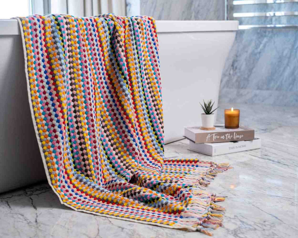 Pom Pom Bath Towel Rainbow