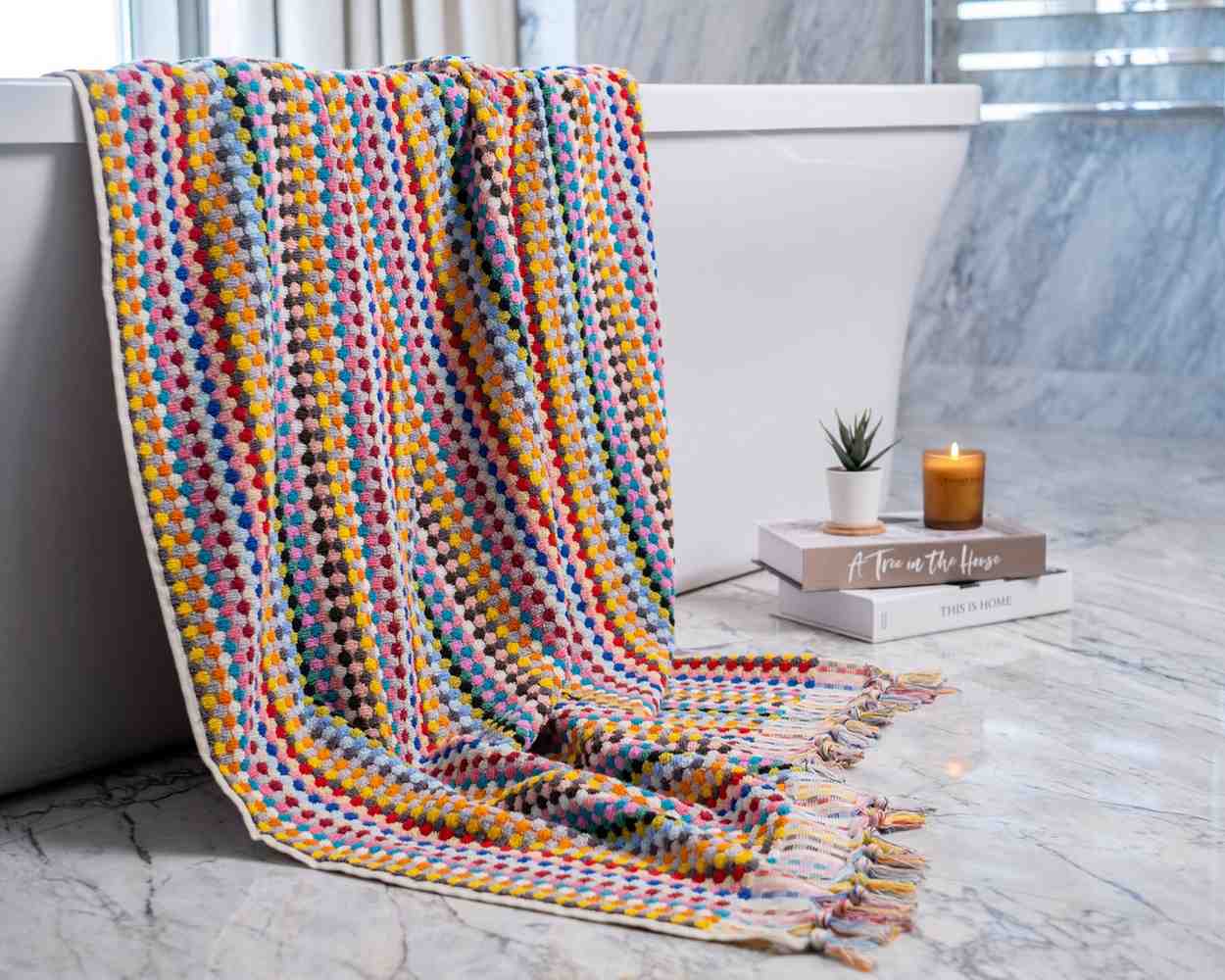 Pom Pom Bath Towel Rainbow