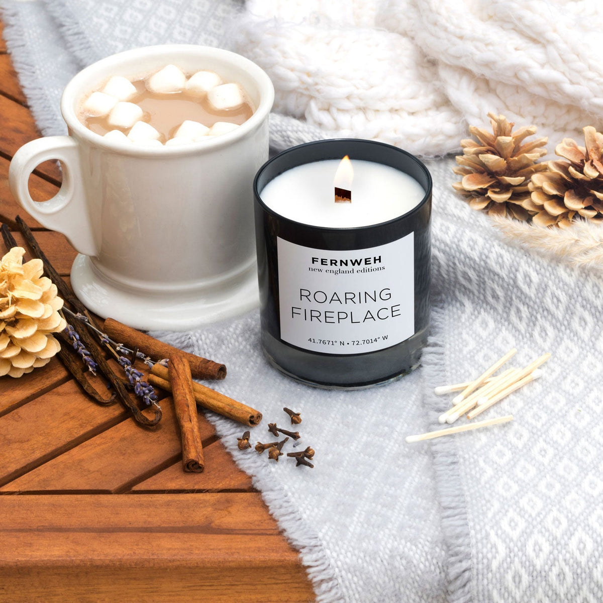 Roaring Fireplace Scented Soy Candle Classic (11 oz)