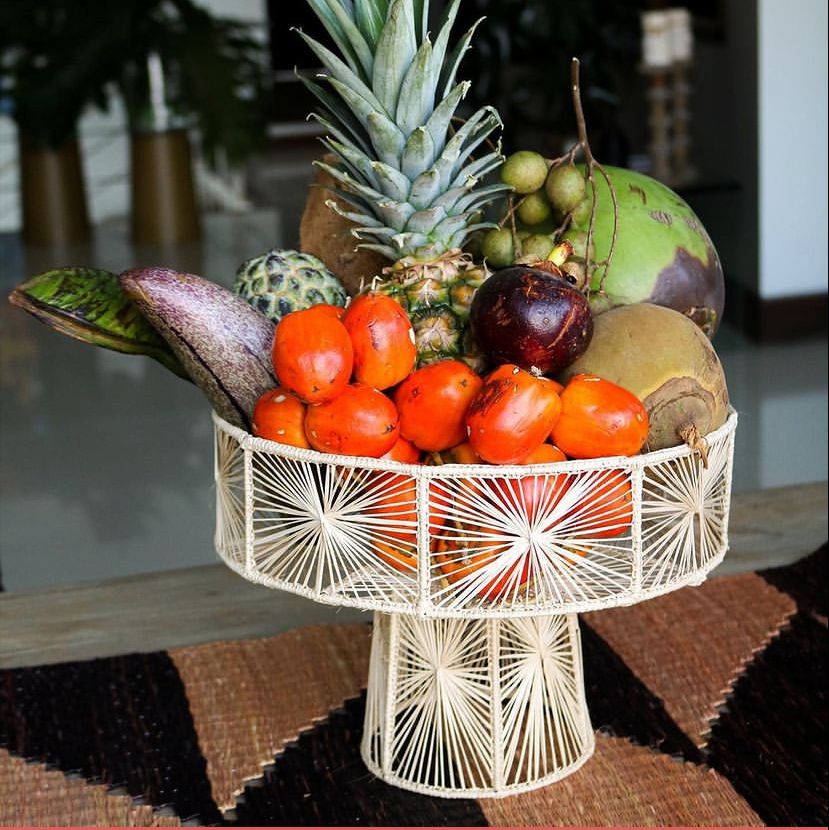 Starburst Handwoven Iraca Fruit Stand Main image