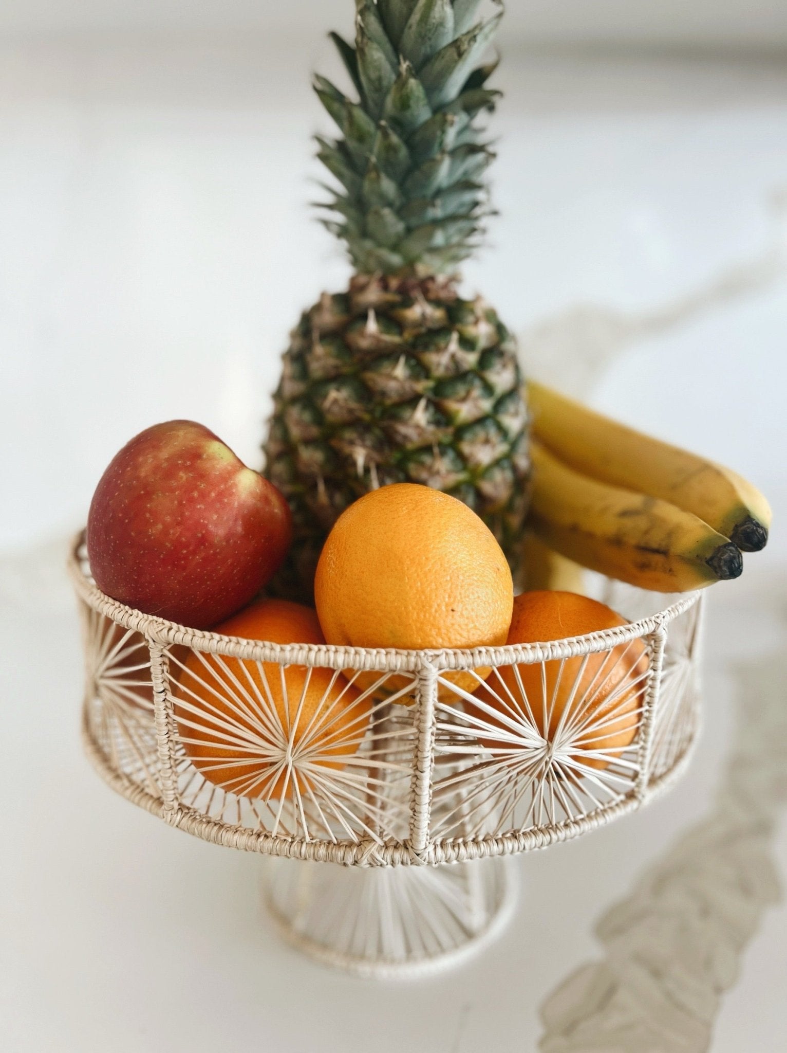 Starburst Handwoven Iraca Fruit Stand Secondary image