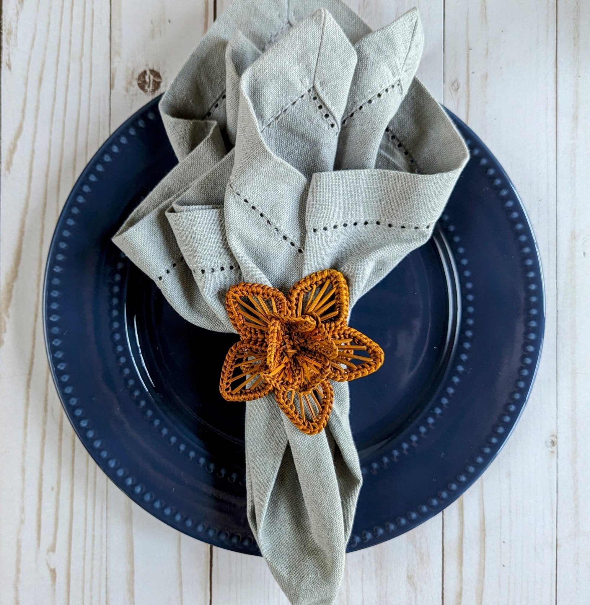 Thanksgiving Star Flower Woven Napkin Ring Main image