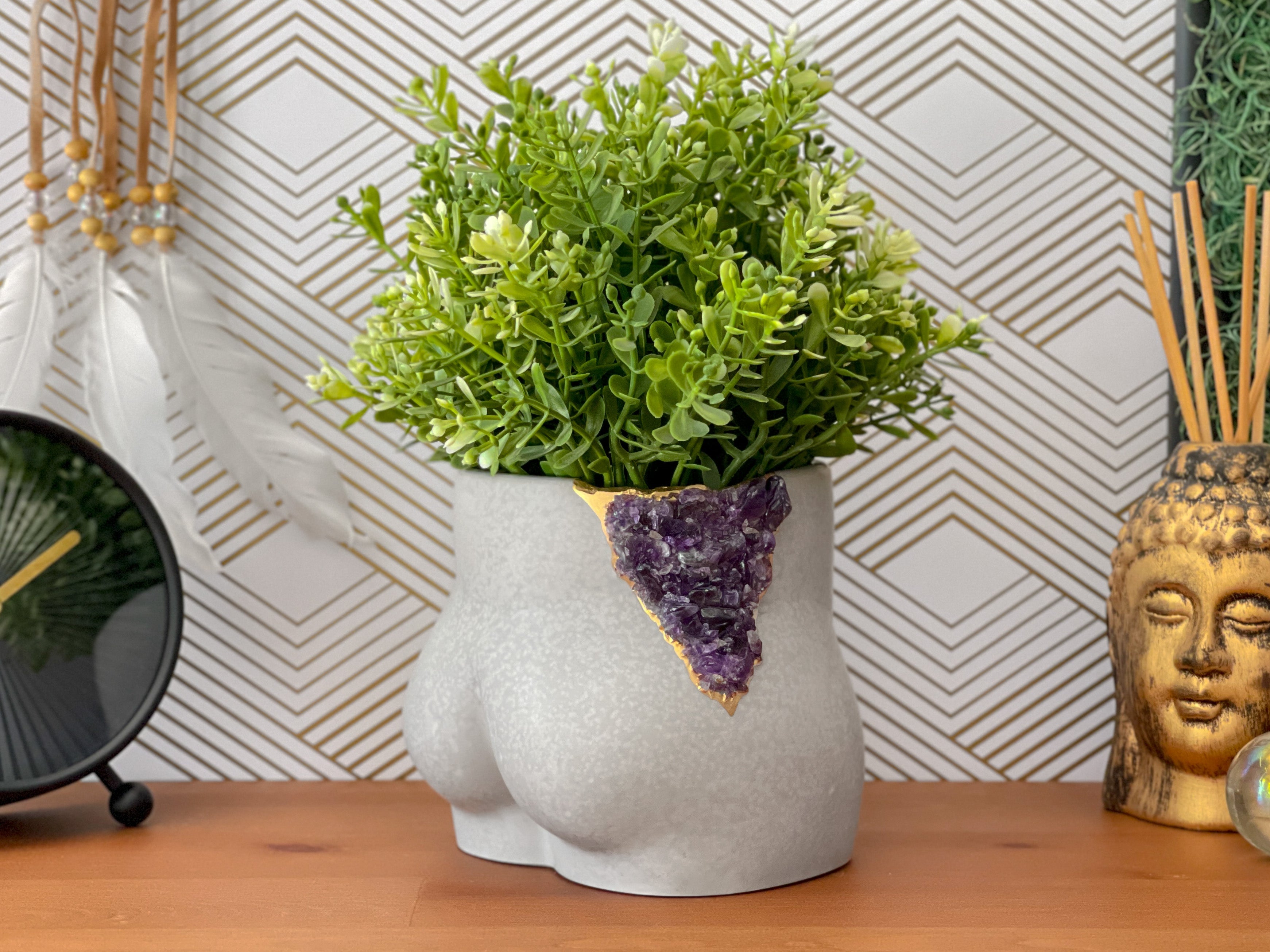 Amethyst Butt Planter Secondary image