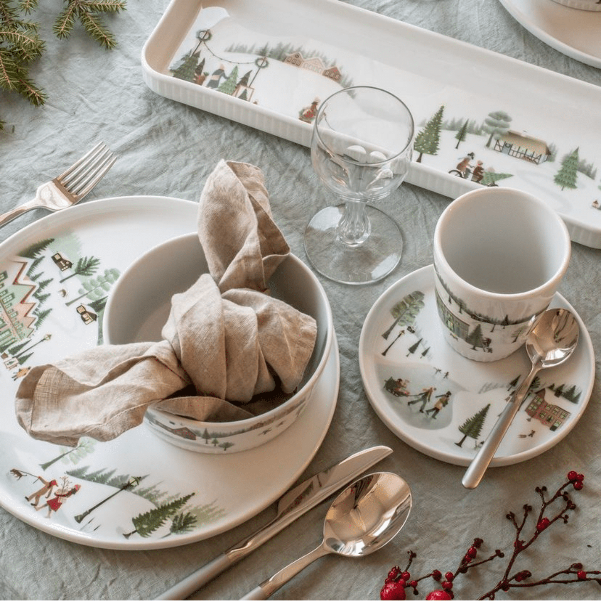 Winter Decor Toulouse Plate 10", Set of 4