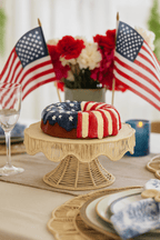 Woven Scallop Round Handwoven Iraca Cake Stand